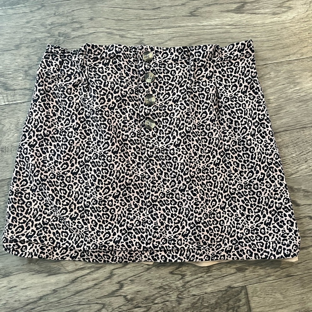 American Eagle Animal Print Skirt